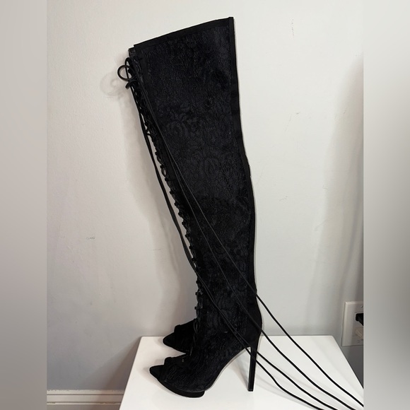 Lace Face Facts Thigh High Boot - Picture 3 of 11
